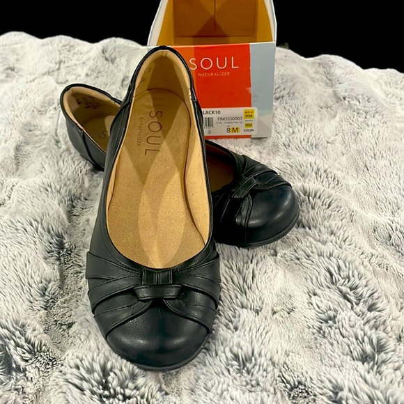 Black Soul Naturalizer size 8M Woman’s Flats - Picture 1 of 3